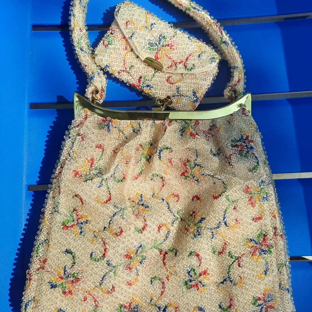 Vintage 1940s 1950s Lumured Corde Beaded Purse w/Original Mirror Coin Purse - Picture 2 of 5